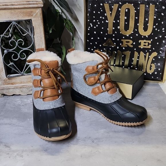 Maurices Shoes - Maurices brand booties NWOT